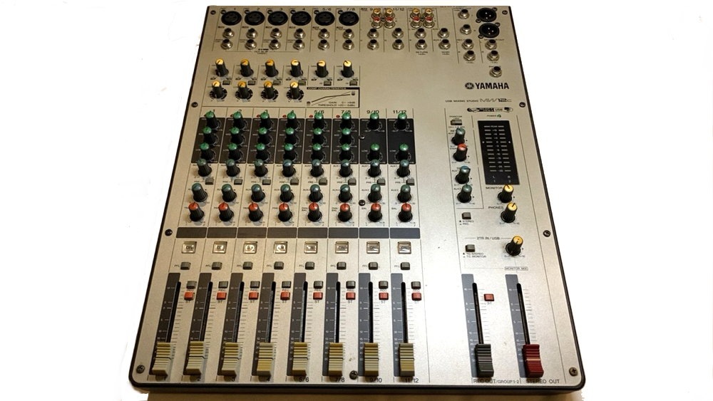 ヤマハ YAMAHA ミキサー MW12C オーディオインターフェース機能搭載 エフェクター付き 中古品