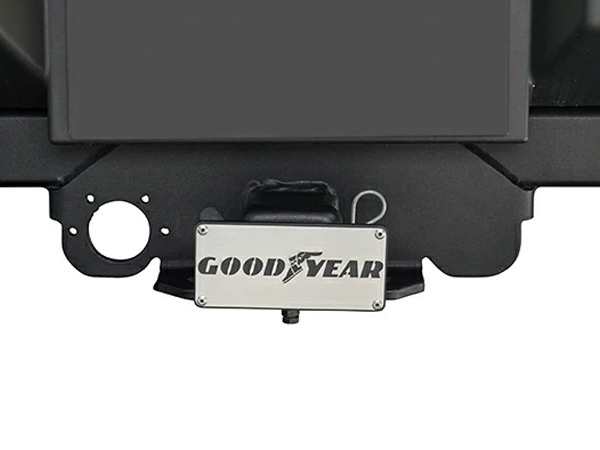 GOODYEARロゴ入 メタル ヒッチカバー