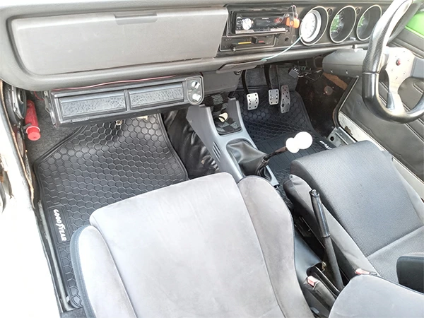 GOODYEARロゴ入 サニートラック フロアマット