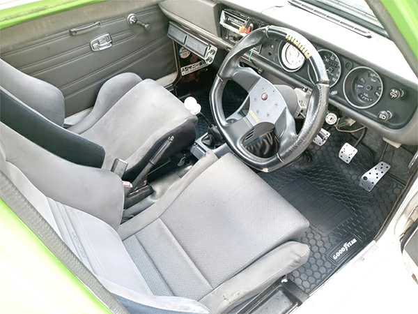 GOODYEARロゴ入 サニートラック フロアマット