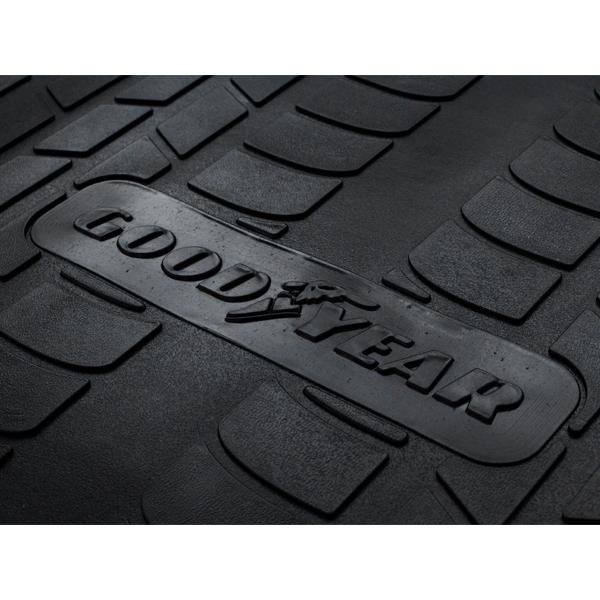 GOODYEAR グッドイヤー ロゴ入 トヨタ ハイラックス GUN125 前期 後期 荷台マット