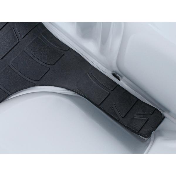 GOODYEAR グッドイヤー ロゴ入 トヨタ ハイラックス GUN125 前期 後期 荷台マット