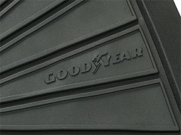 GOODYEAR 汎用 ロゴ入 ラバーフロアマット オールウェザーマット 3枚セット