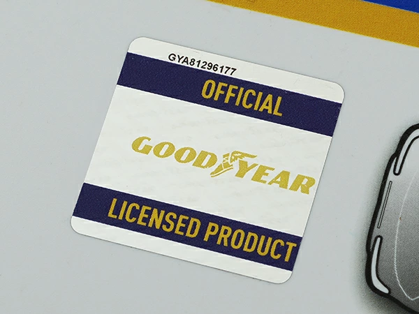 GOODYEAR 汎用 ロゴ入 ラバーフロアマット オールウェザーマット 3枚セット
