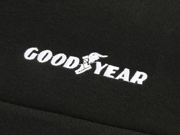 GOODYEAR シートベルトカバー シートベルトパッド 2本セット GOODYEARロゴ入