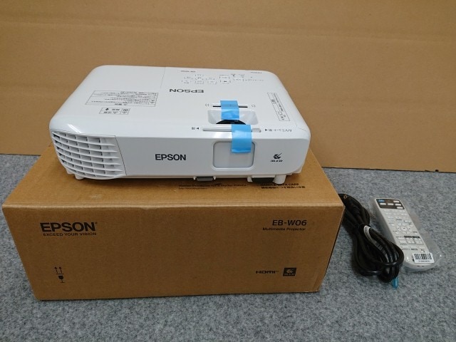 EPSON 明るさや画質を検証】EPSONのEB-W06をレビュー【プレゼンも映画も プロジェクター　付属品欠品 EB-W06 プロジェクター