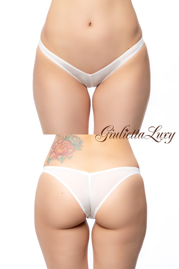 センターシャーリング食い込みクランチショーツ・ホワイト