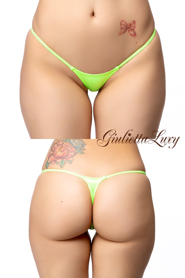 Wet素材ローライズTバックショーツ・ライム