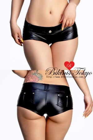マイクロミニ ホットパンツ・レザー調ブラック