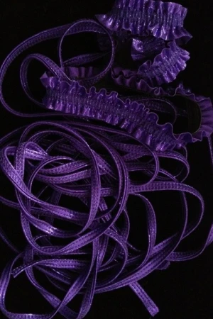 ガーター付き   レッグロープ2本セット・ラメパープル