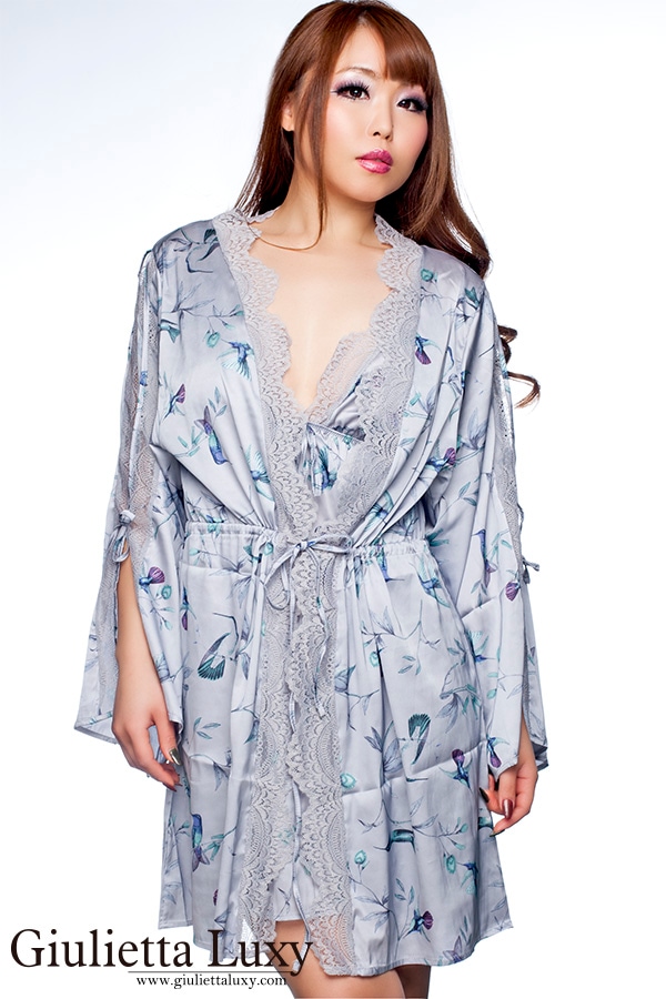 グレーサテンオープンスリーブローブ