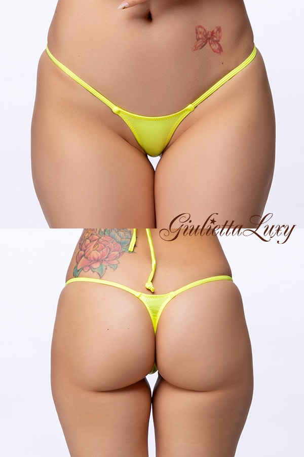 Wet素材ローライズTバックショーツ・イエロー