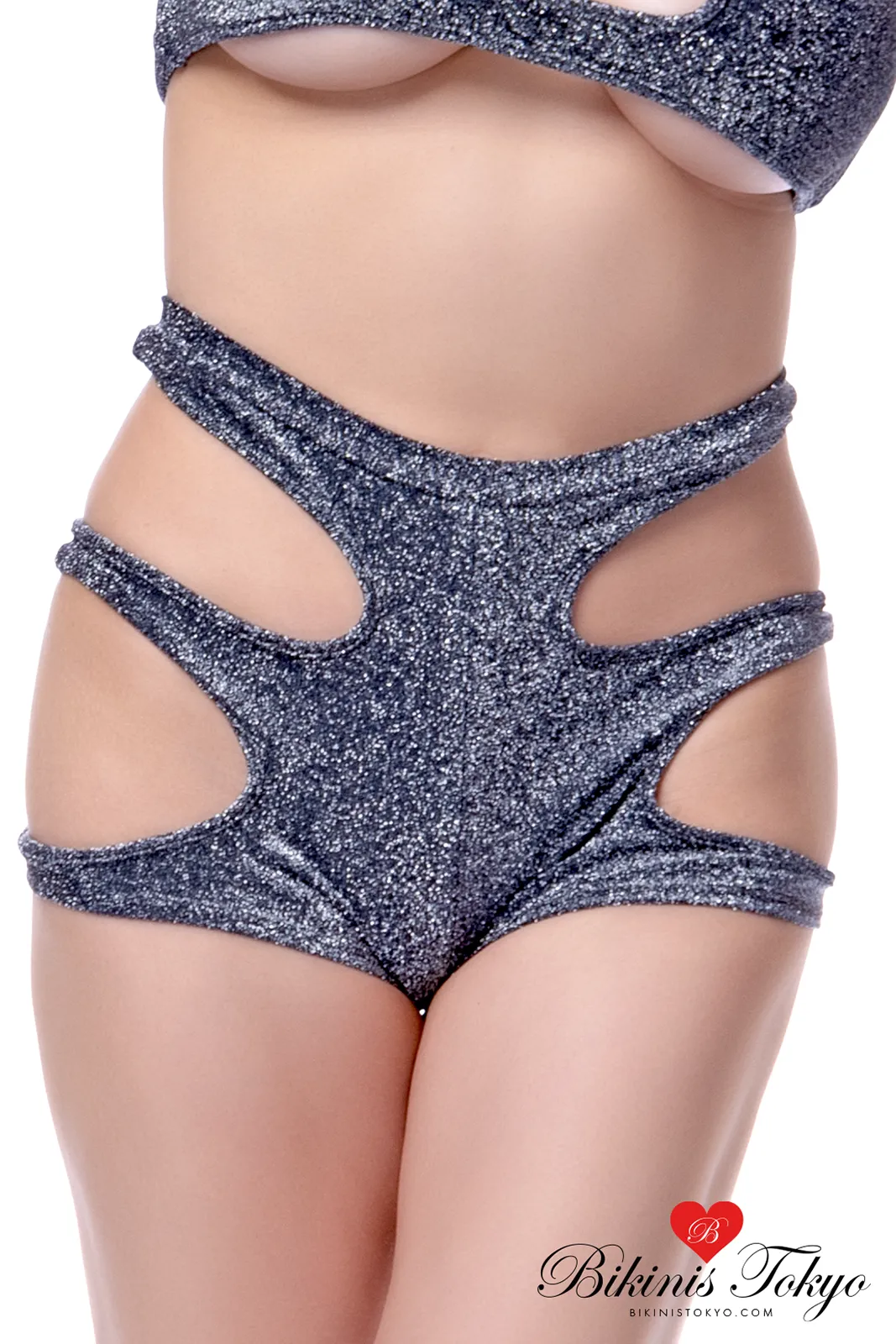 サイドホールデザインのホットパンツ ブラックラメ