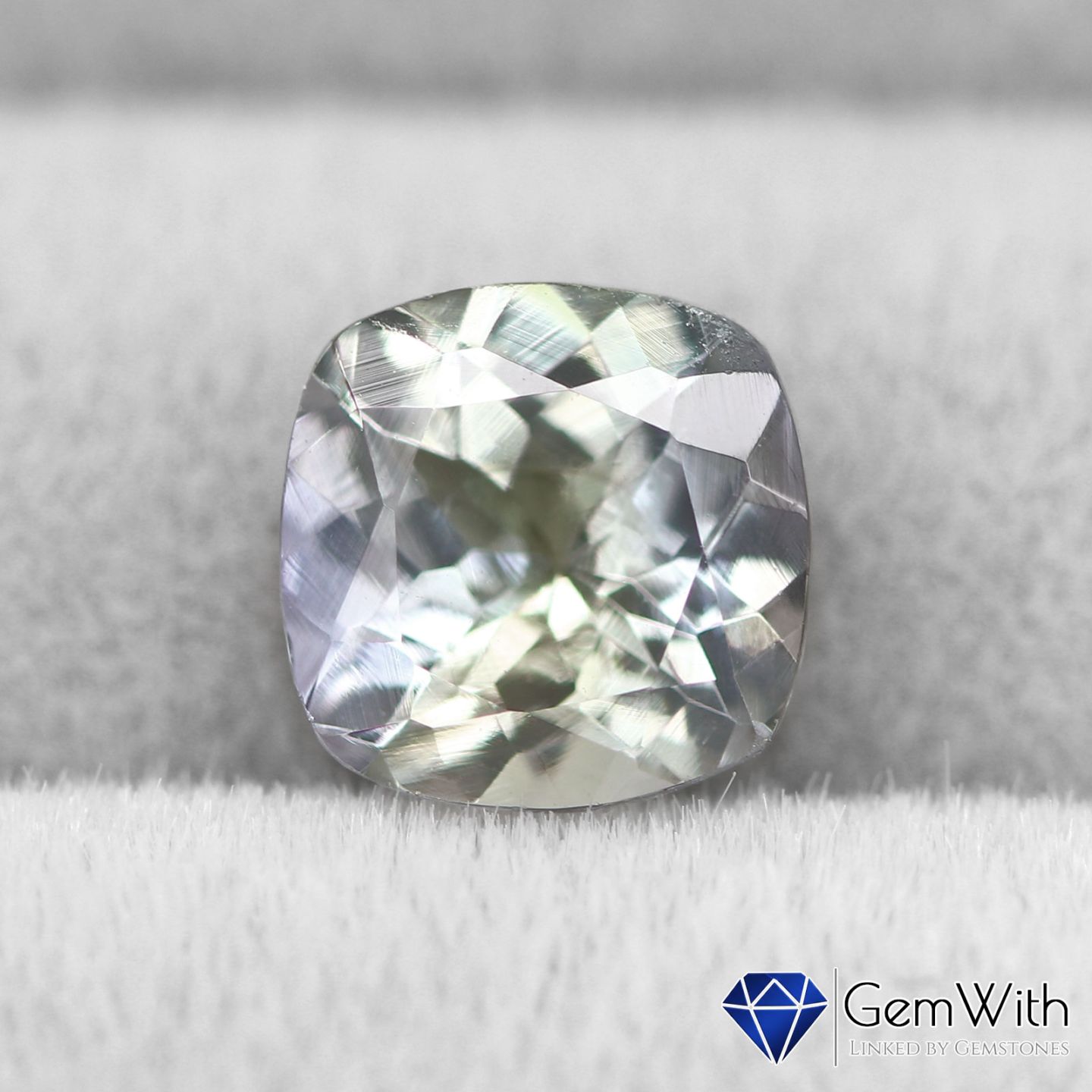 タンザナイト 非加熱タンザナイト0.59CT | タンザナイト | GemWith 宝石・ルース