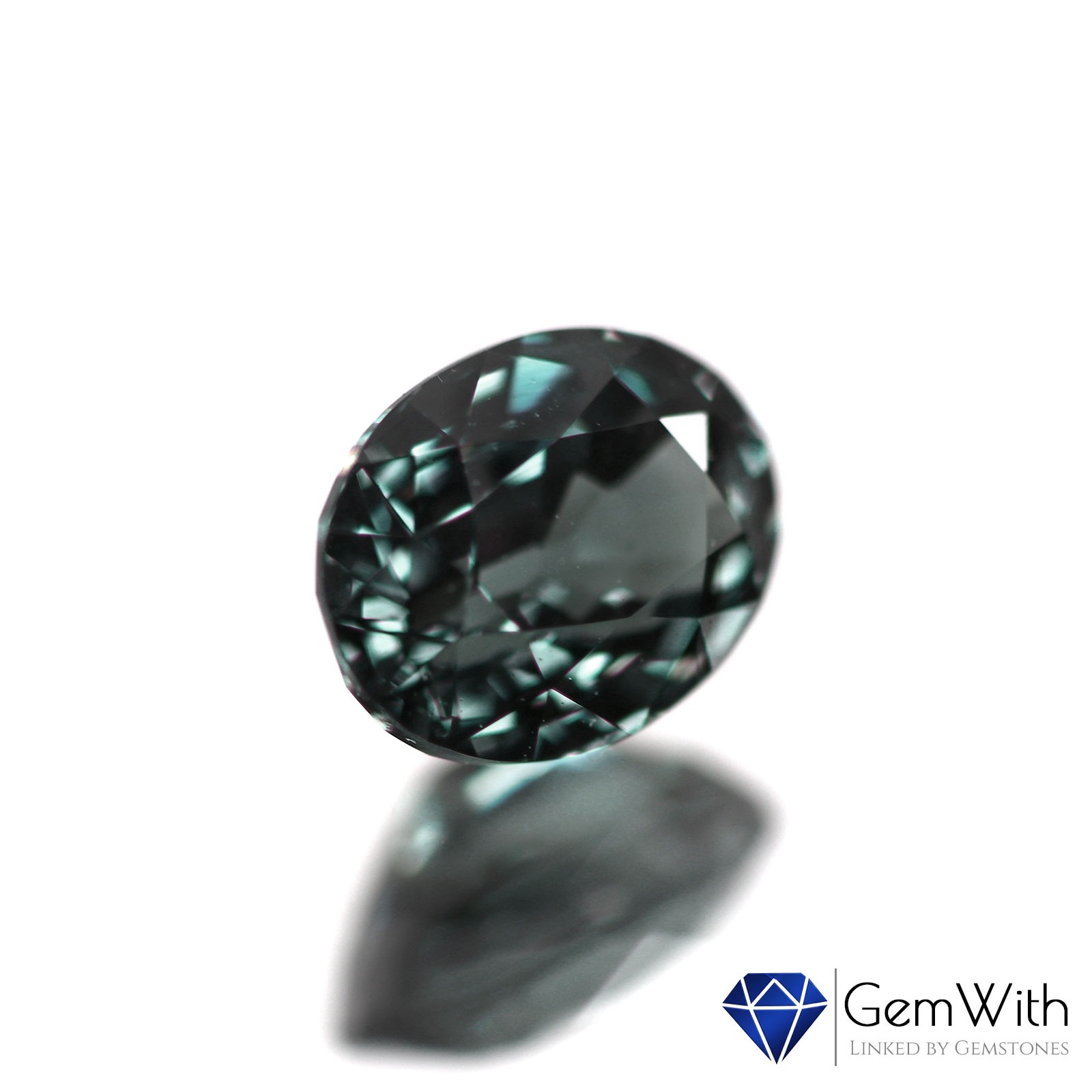 ベキリー産カラーチェンジガーネット0.48CT | ガーネット | GemWith