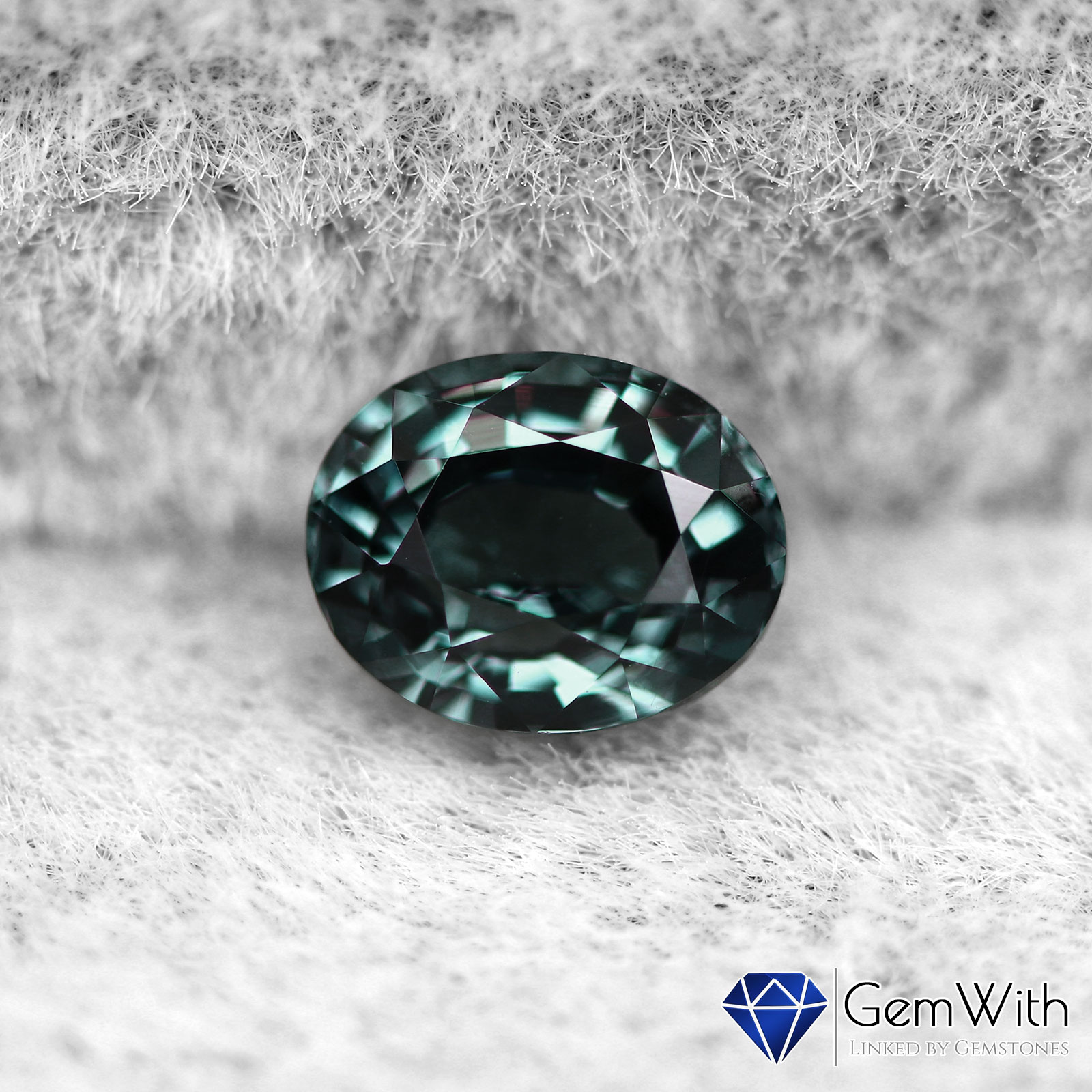ベキリー産カラーチェンジガーネット0.48CT | ガーネット | GemWith