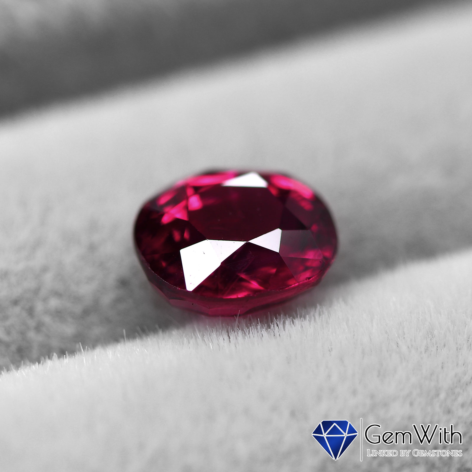 宝石質ルビー デザイン❣️16cm ルビー0.72CT | ルビー | GemWith 宝石・ルース・希少石専門店ジェムウィズ