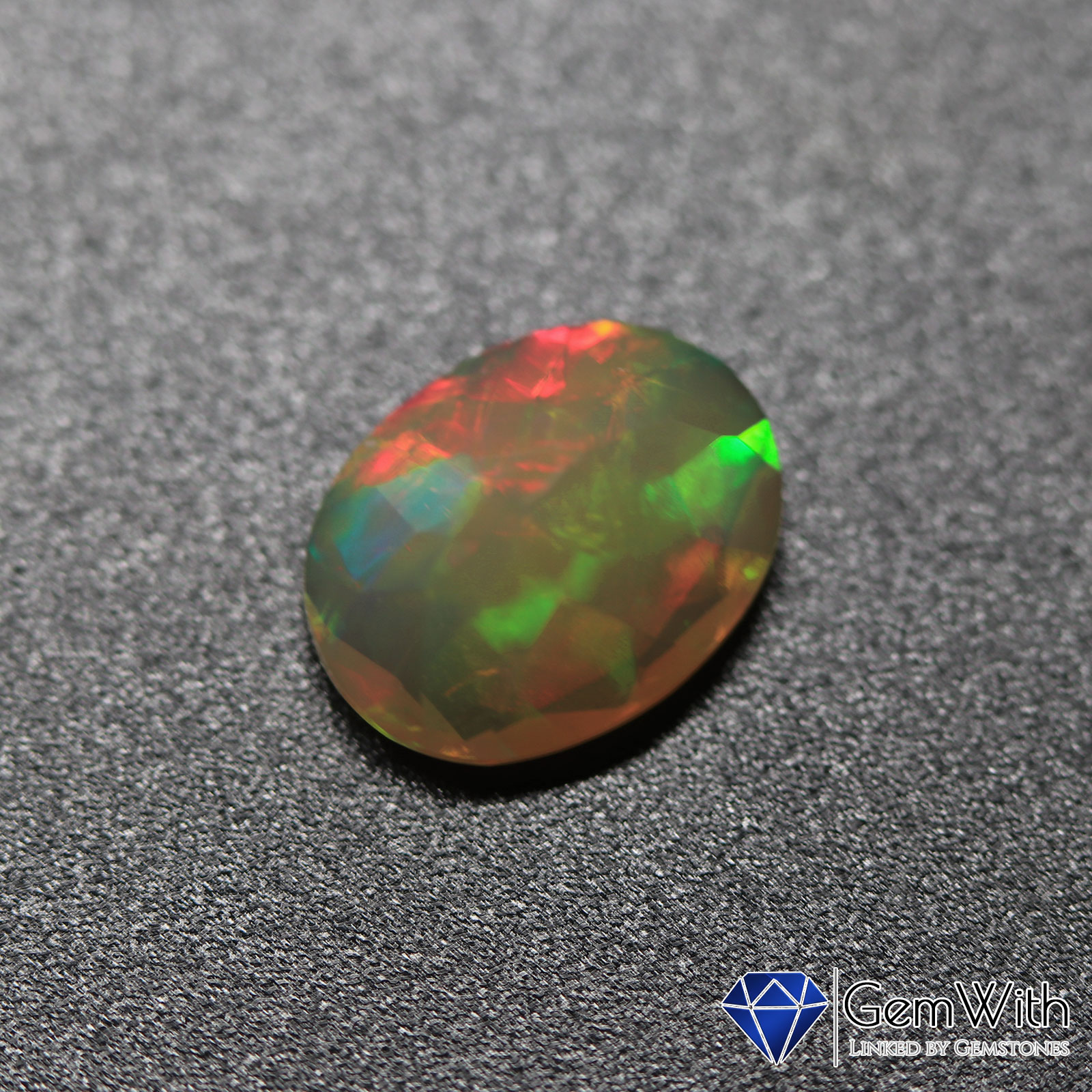 ウェロオパール0.99CT | オパール | GemWith 宝石・ルース・希少石専門
