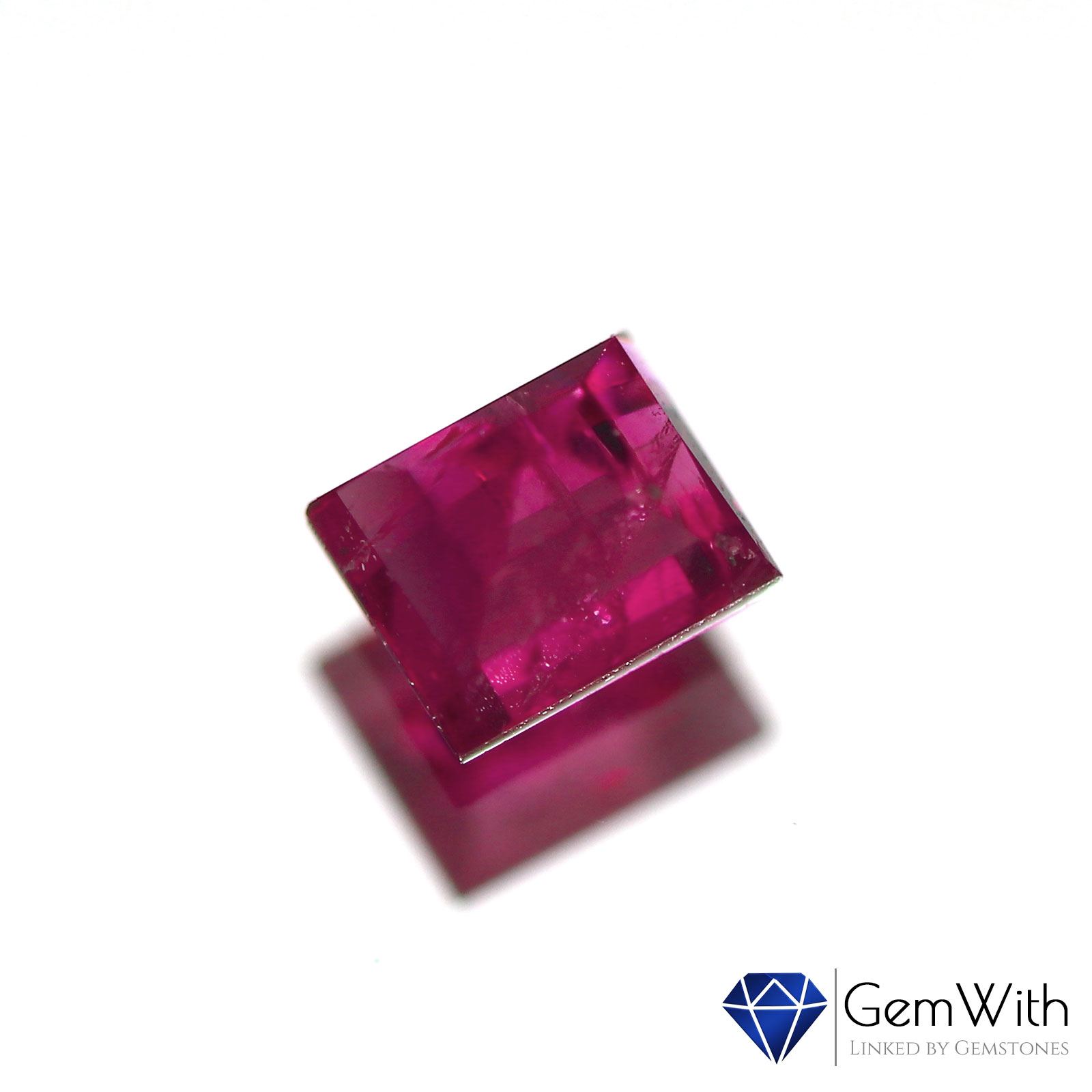 レッドベリル0.12CT | ベリル | GemWith 宝石・ルース・希少石専門店