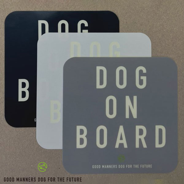 DOG ON BOARD ステッカー