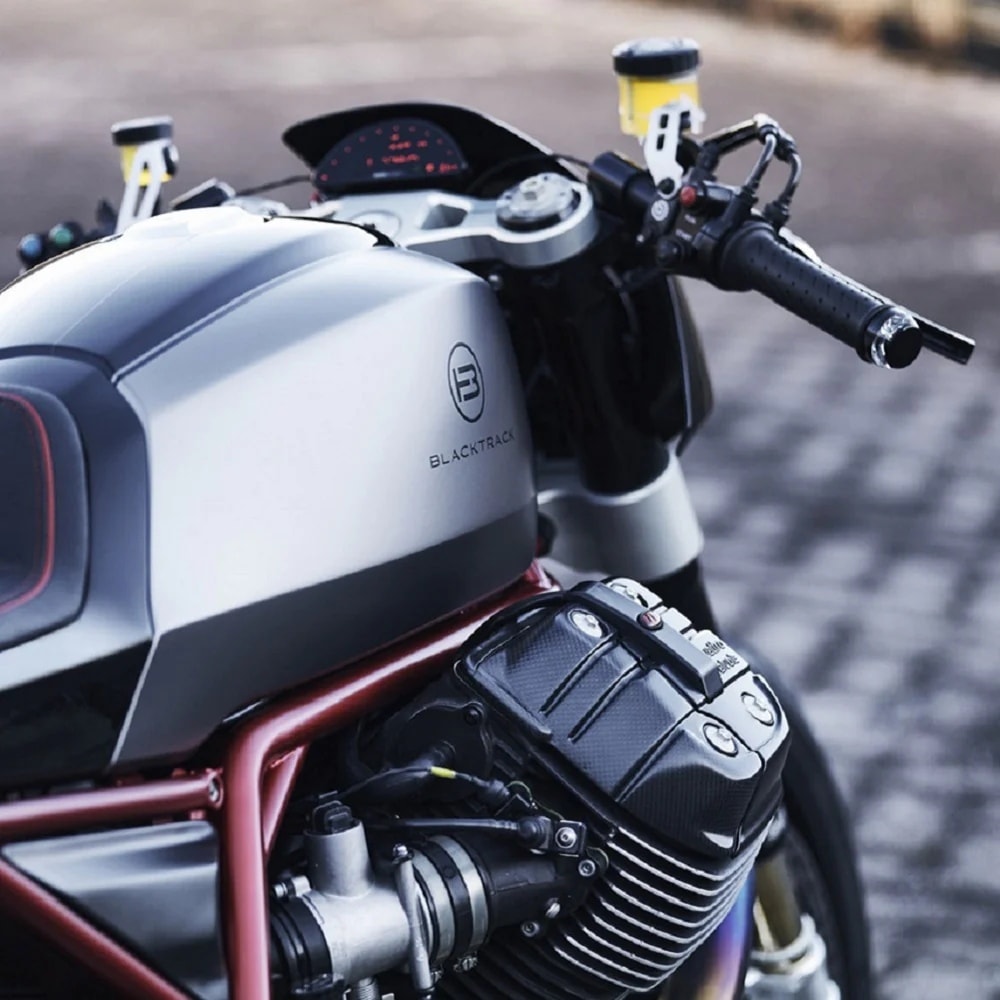 mo.ブレイズ ディスク ブラック バーエンドウインカー（1個） | 全商品