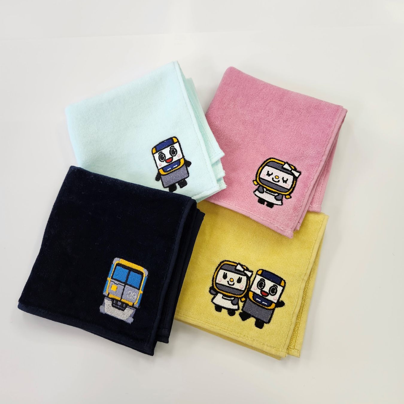 広島高速交通 アストラムライン 刺繍ハンドタオル（全4種） | 広島