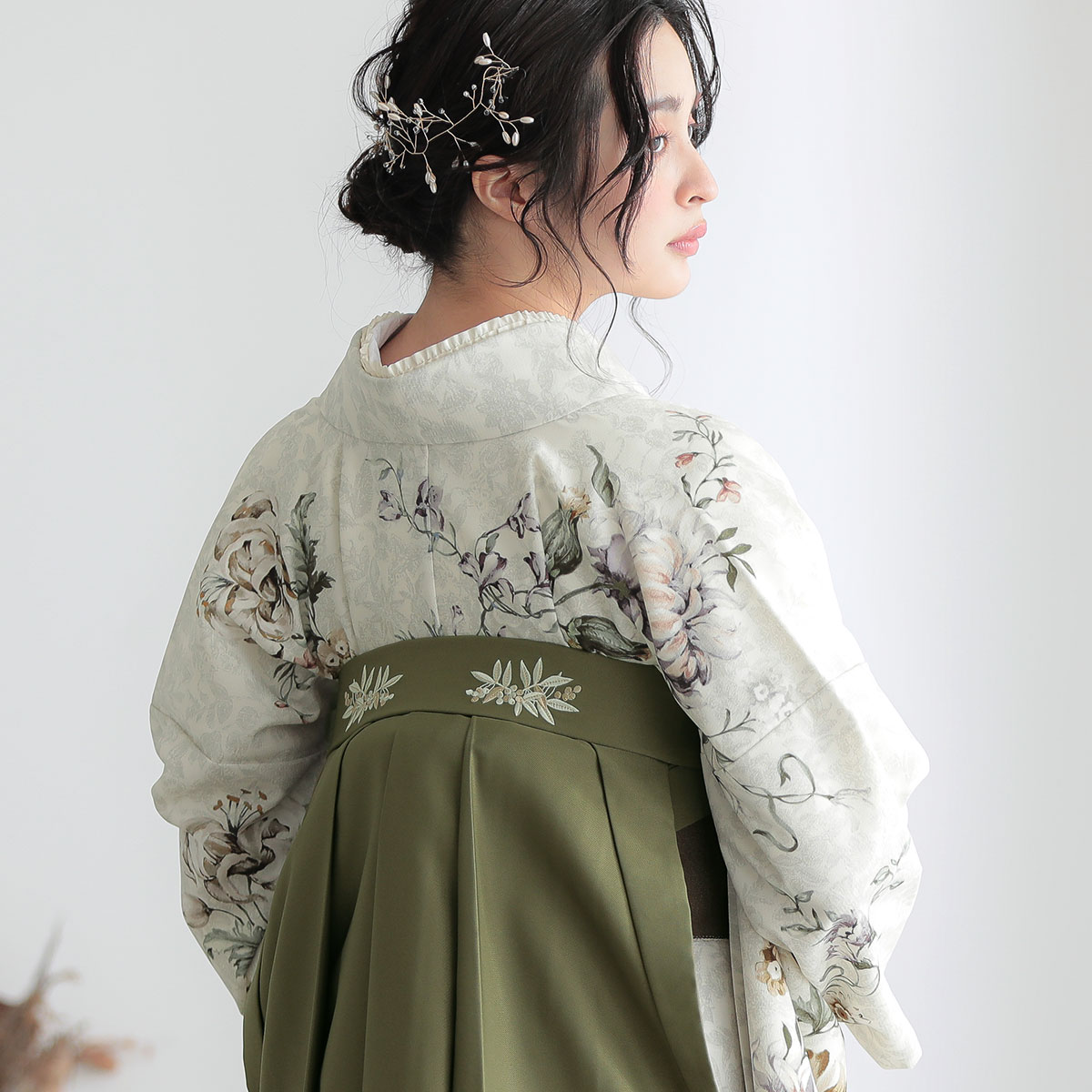  オリーブ×後ろ南天刺繍(P246) レンタル 袴単品 P240-M