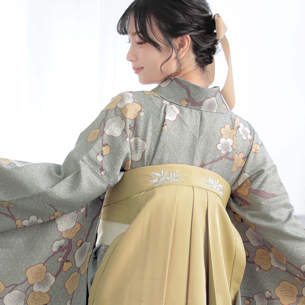  イエローベージュ×後ろ南天刺繍 レンタル 袴単品 P245-S