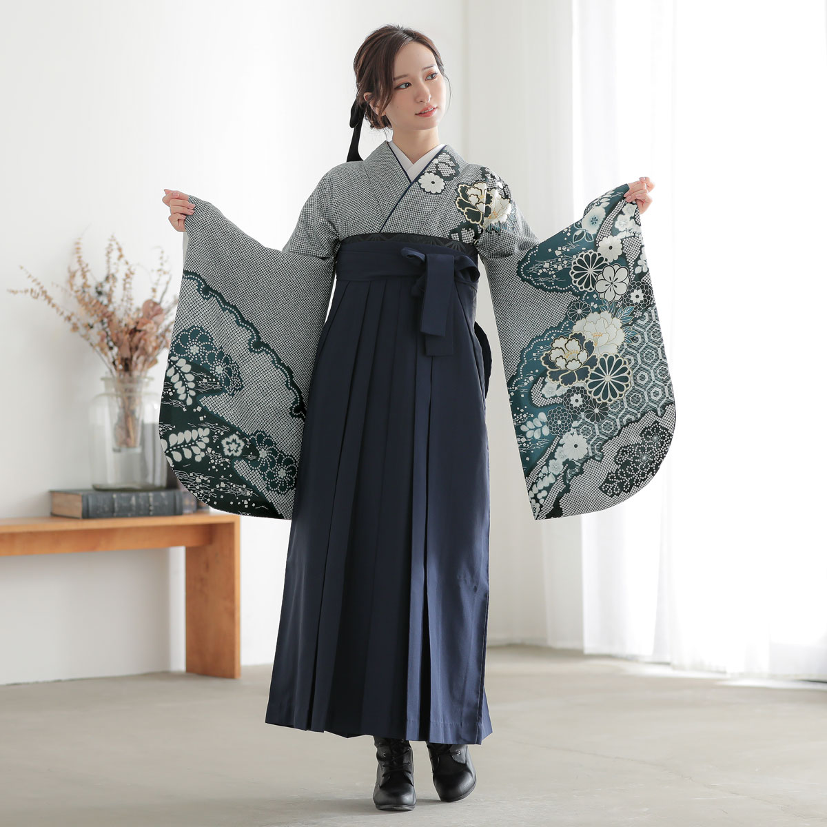  【SALE】 藍色　菊牡丹に疋田 レンタル 大学生袴 G988