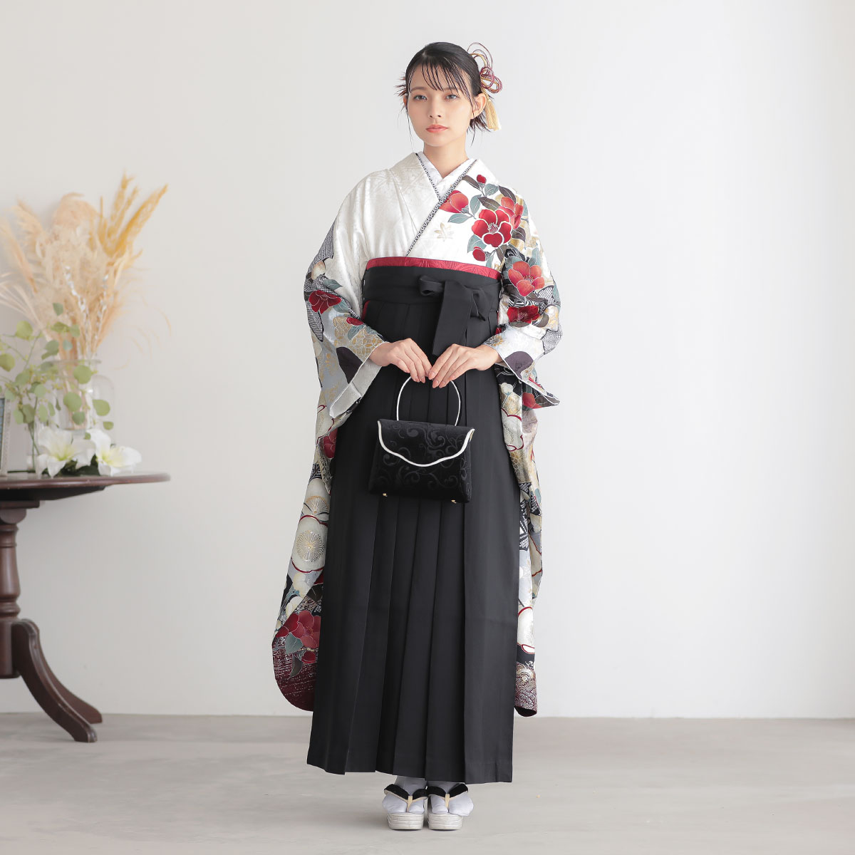 SACRA 白　梅椿に霞 レンタル 振袖袴 R2193