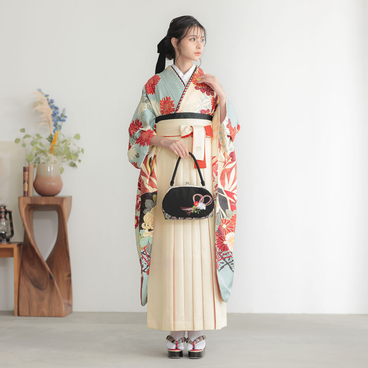 caran coron 水色×クリーム 菊に扇面椿 レンタル 振袖袴 R2184