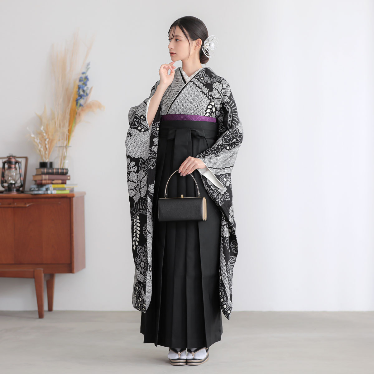  総絞り　黒　牡丹に藤 レンタル 振袖袴 R2182