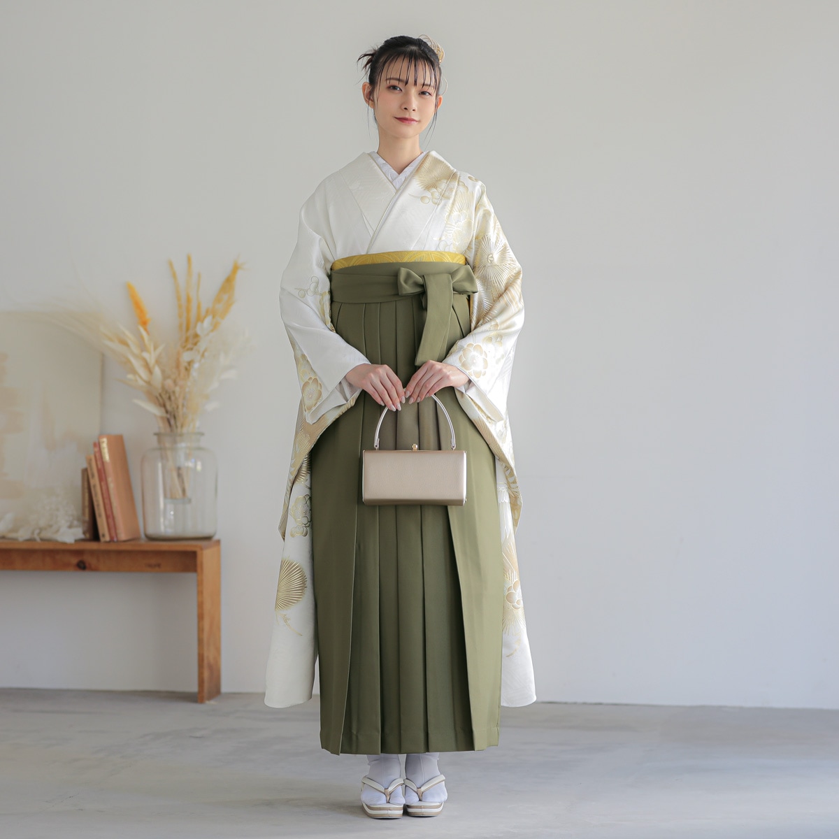  【SALE】 白金　鶴に松梅 レンタル 振袖袴 R2130