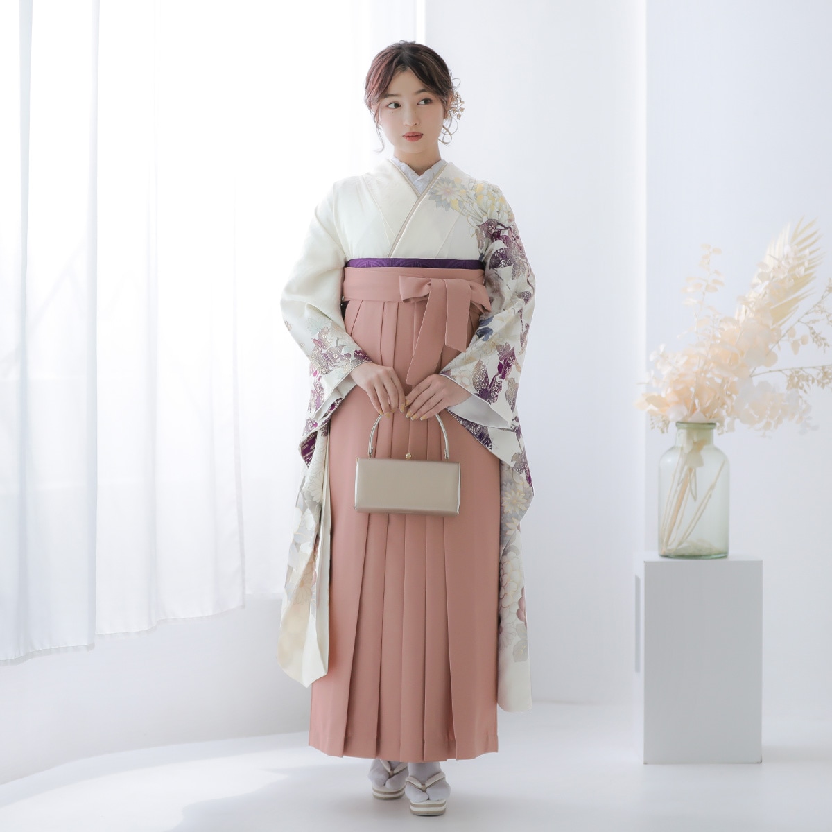 東京レトロ クリーム　菊に蔦 レンタル 振袖袴 R2105