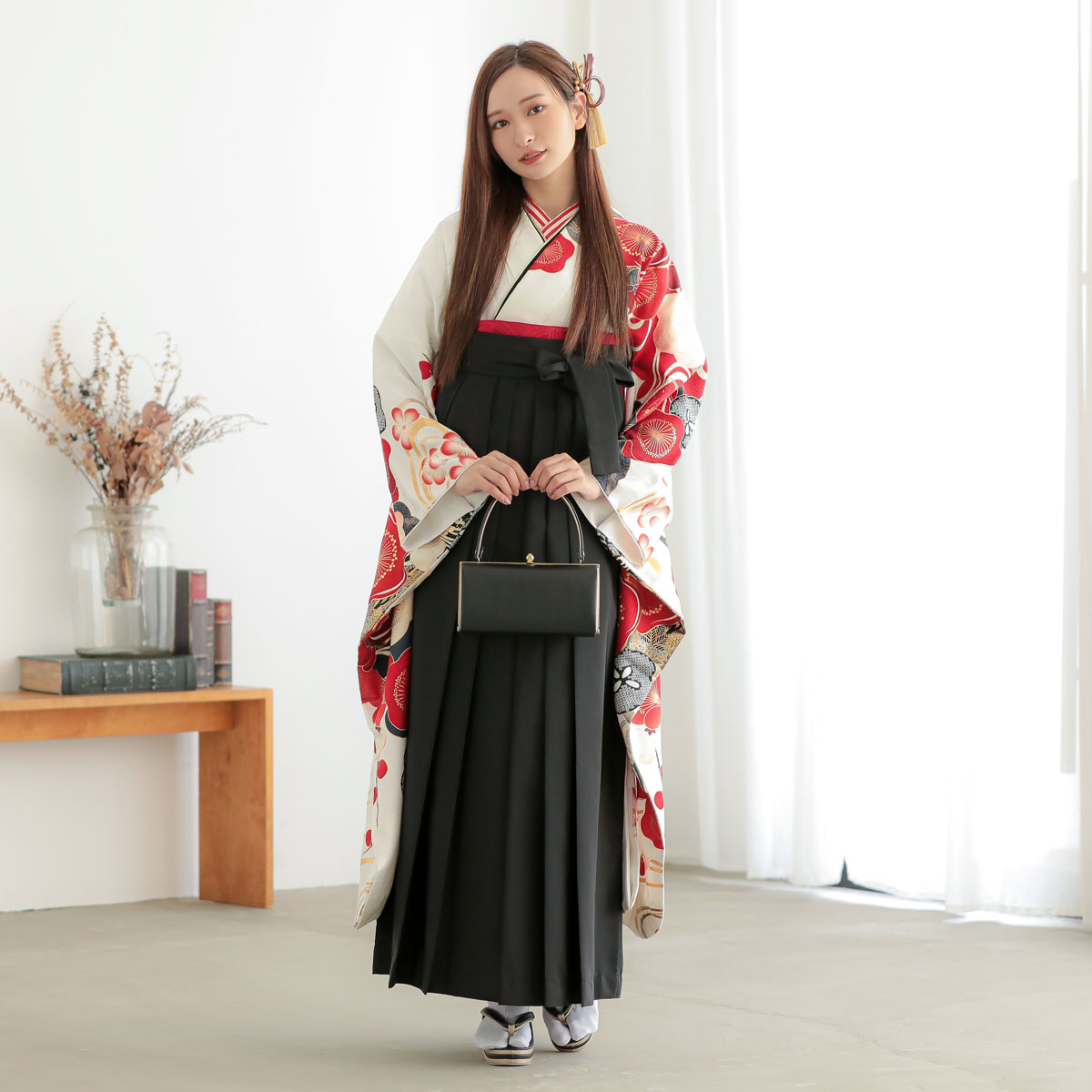  【SALE】 白　道長取りに紅白梅 レンタル 振袖袴 R2079