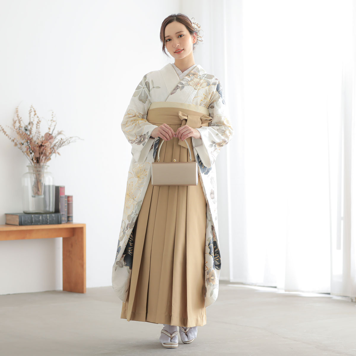  白　大桜に椿 R2099 レンタル 振袖袴 R2075