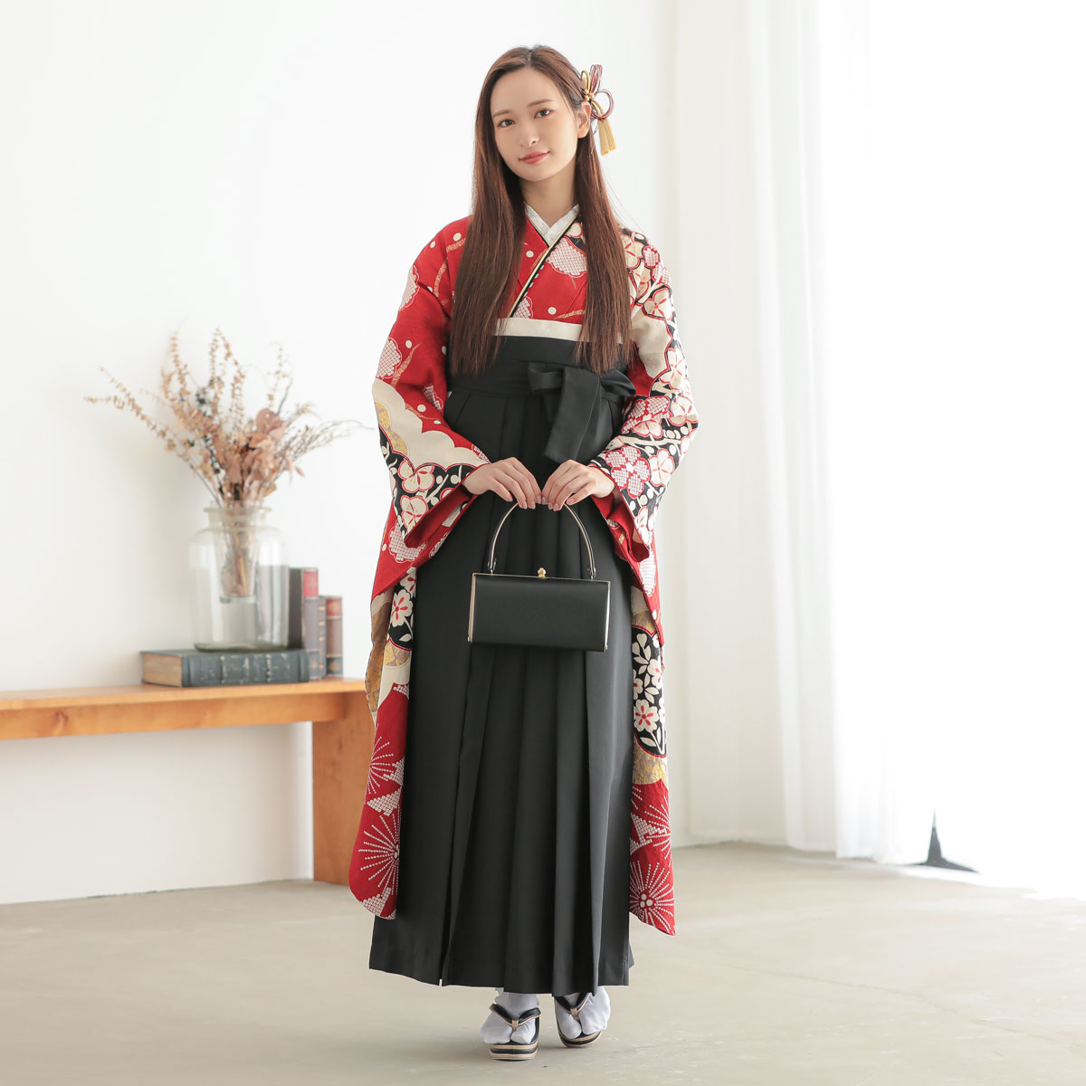  【SALE】 赤　雲取り梅に笹 レンタル 振袖袴 R2063