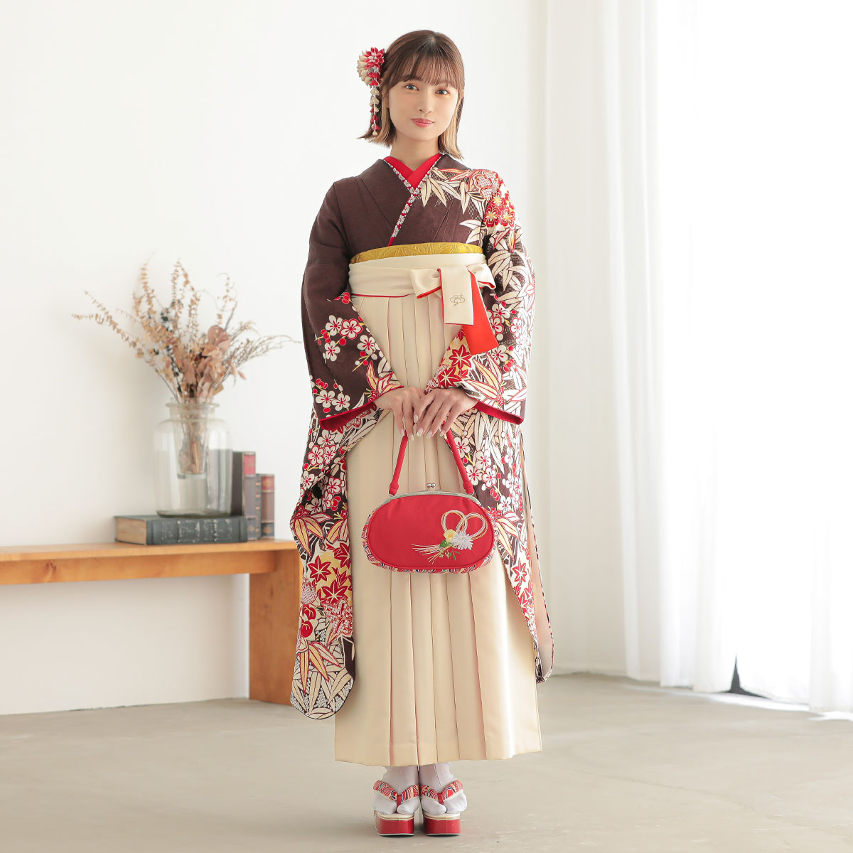  【SALE】 茶　笹に花丸文 レンタル 振袖袴 R2062