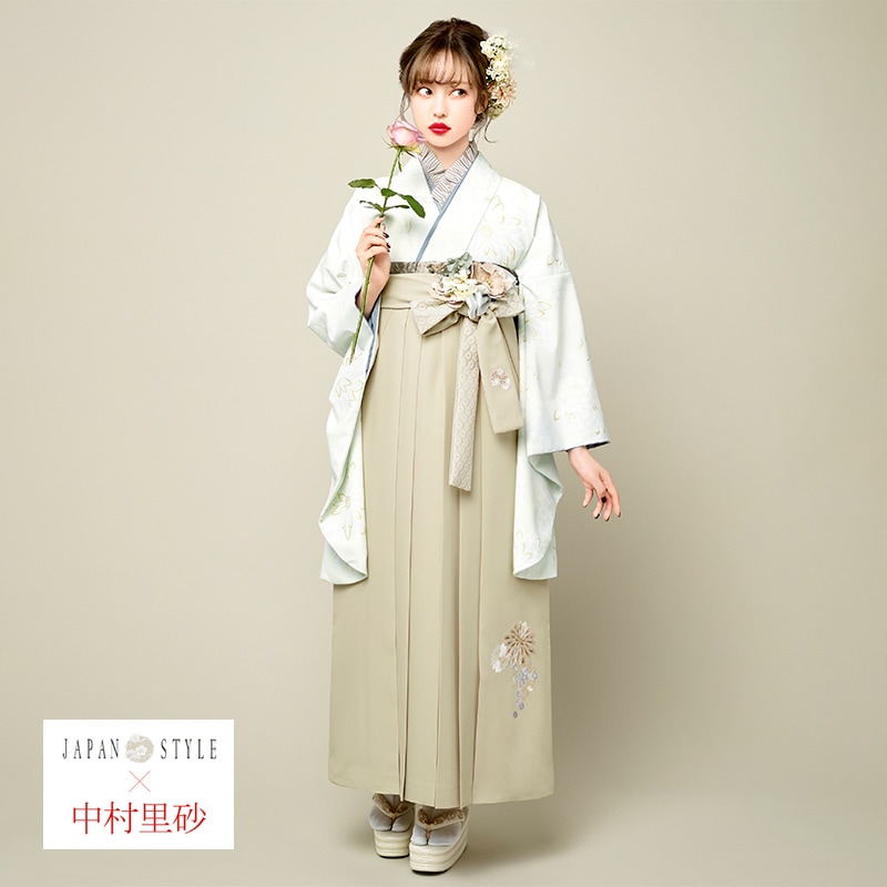 ジャパンスタイル×中村里砂 【SALE】 オフホワイト×薄グレー　菊 レンタル 大学生袴 G937