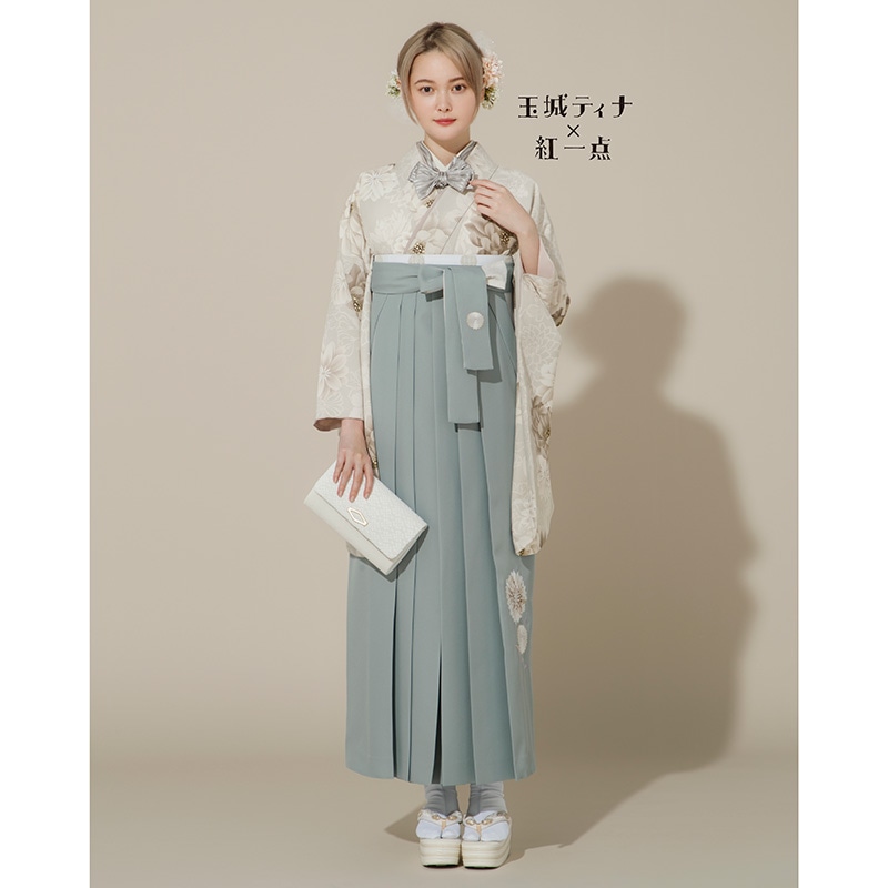 玉城ティナ×紅一点 淡ベージュ　菊 レンタル 大学生袴 G938