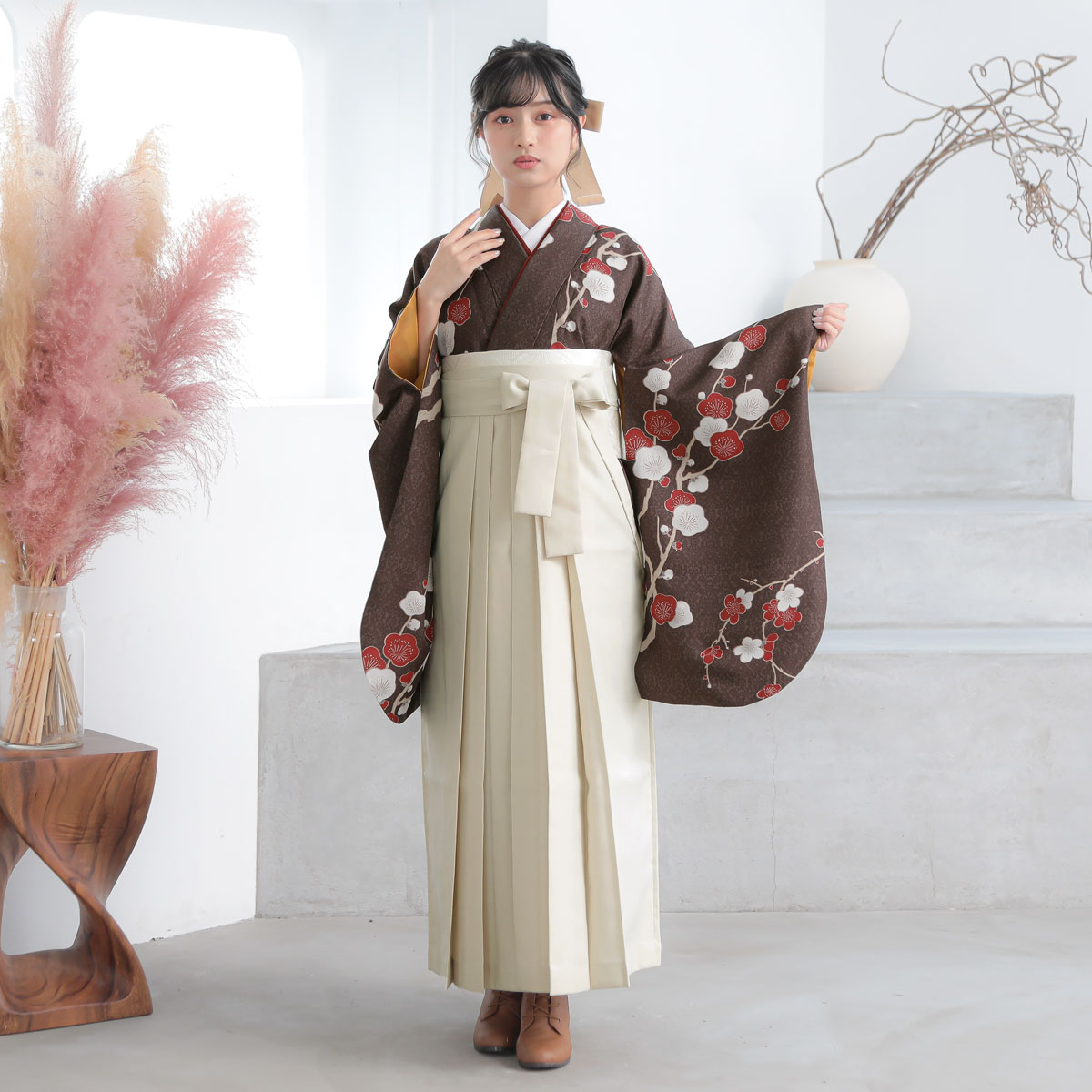 【SALE】 ブラウン　白紅梅 レンタル 大学生袴 G990