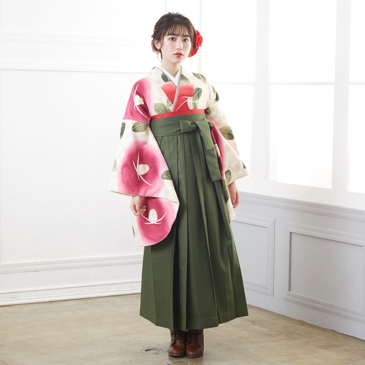  【SALE】 ベージュ　市松に椿 レンタル 大学生袴 G928