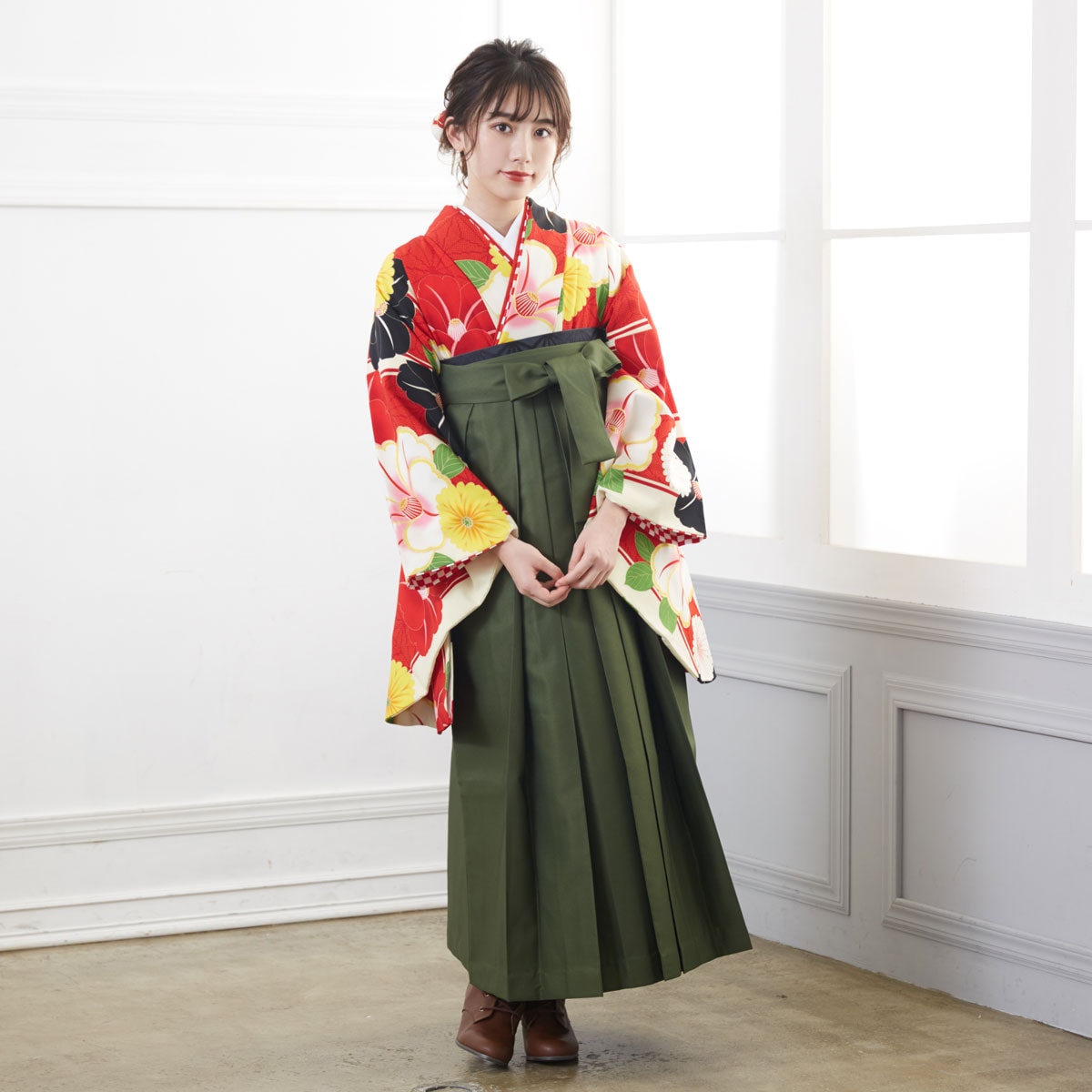 ジャパンスタイル 【SALE】 赤×クリーム　椿菊 レンタル 大学生袴 G880