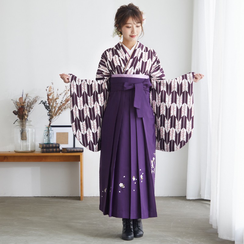  【SALE】 紫×白　矢羽根に小桜 レンタル 大学生袴 G744