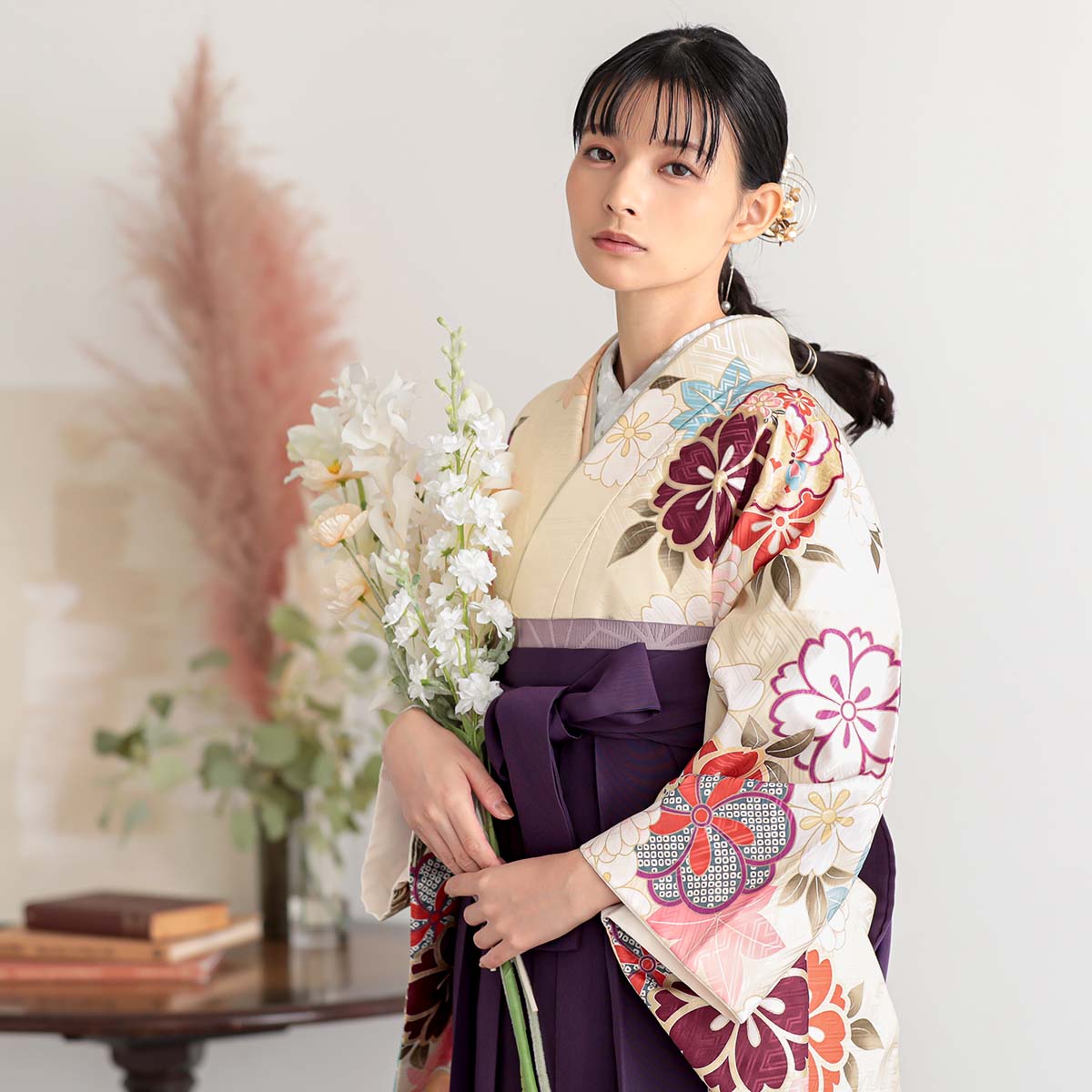  【SALE】 クリーム　雪輪に桜菊花 レンタル 大学生袴 G634