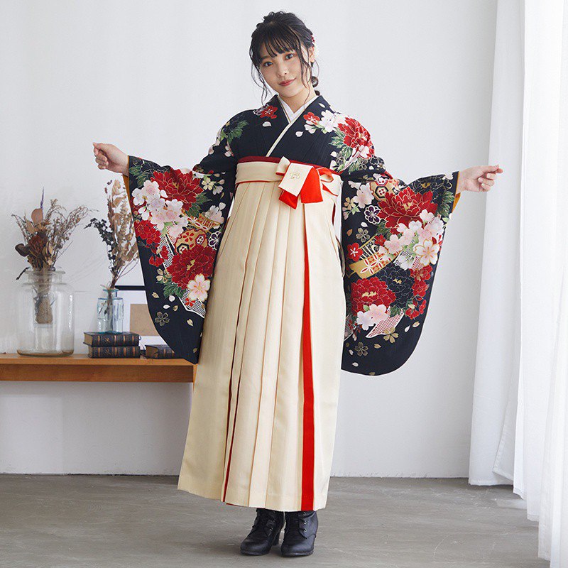  【SALE】 黒　熨斗と牡丹 レンタル 大学生袴 G539