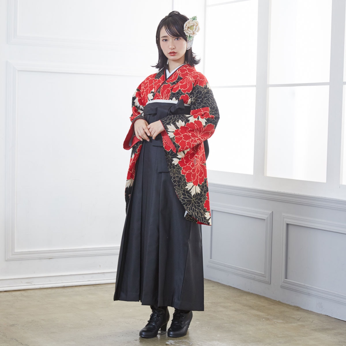 ジャパンスタイル 黒　牡丹 レンタル 大学生袴 G305