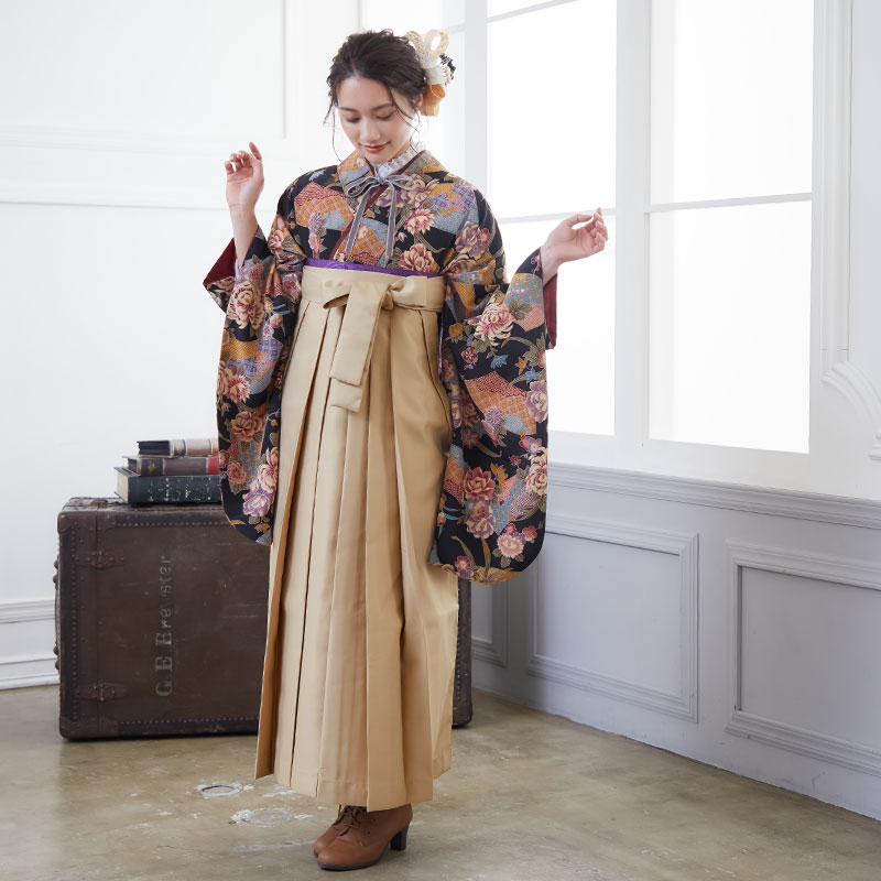  【SALE】 黒　扇と牡丹柄 レンタル 大学生袴 G029-L