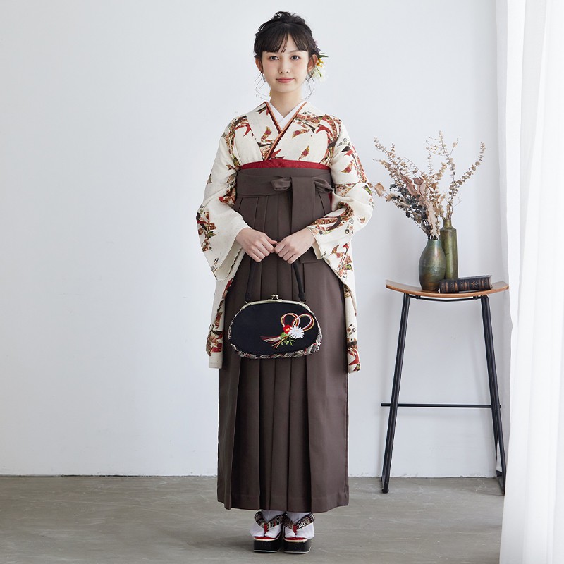  【SALE】 薄ベージュ　熨斗柄 レンタル 大学生袴 G022-M