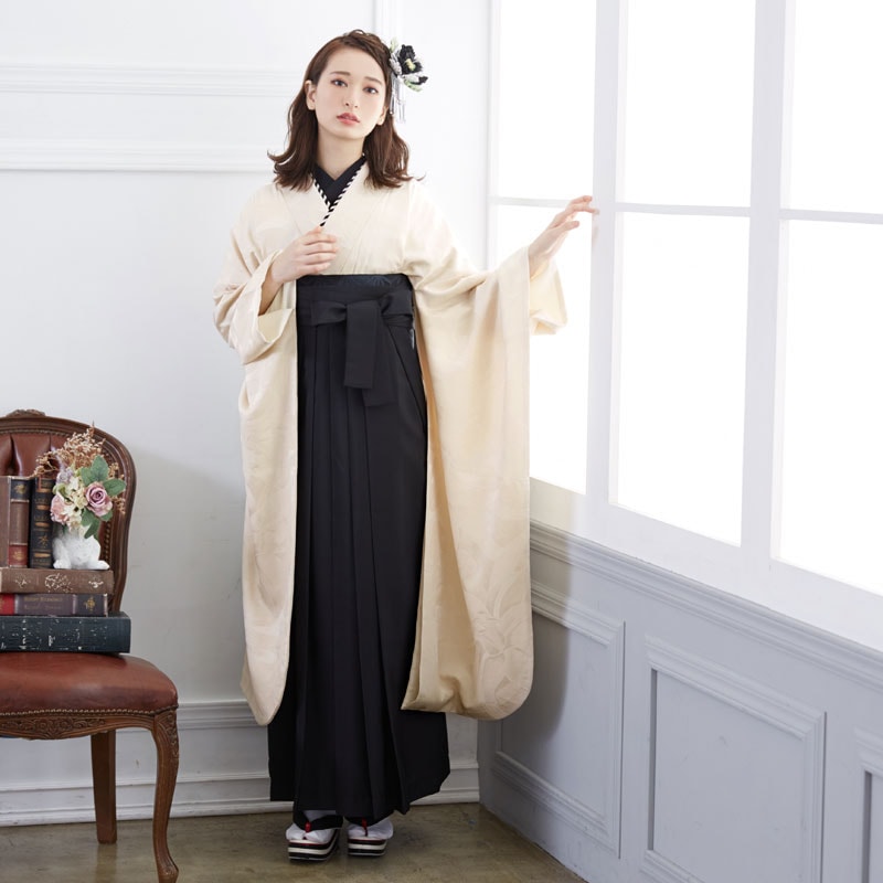 和風館 【SALE】 クリーム×黒 百合 R1932  宅 レンタル 振袖袴 R1928